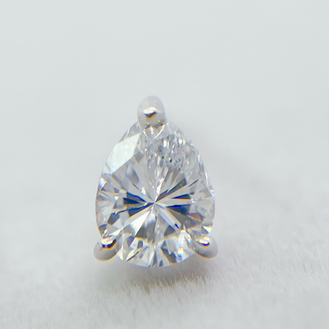 Tキラキラ 計0.543ct ペアシェイプピアス ダイヤモンド　プラチナ　ピアス