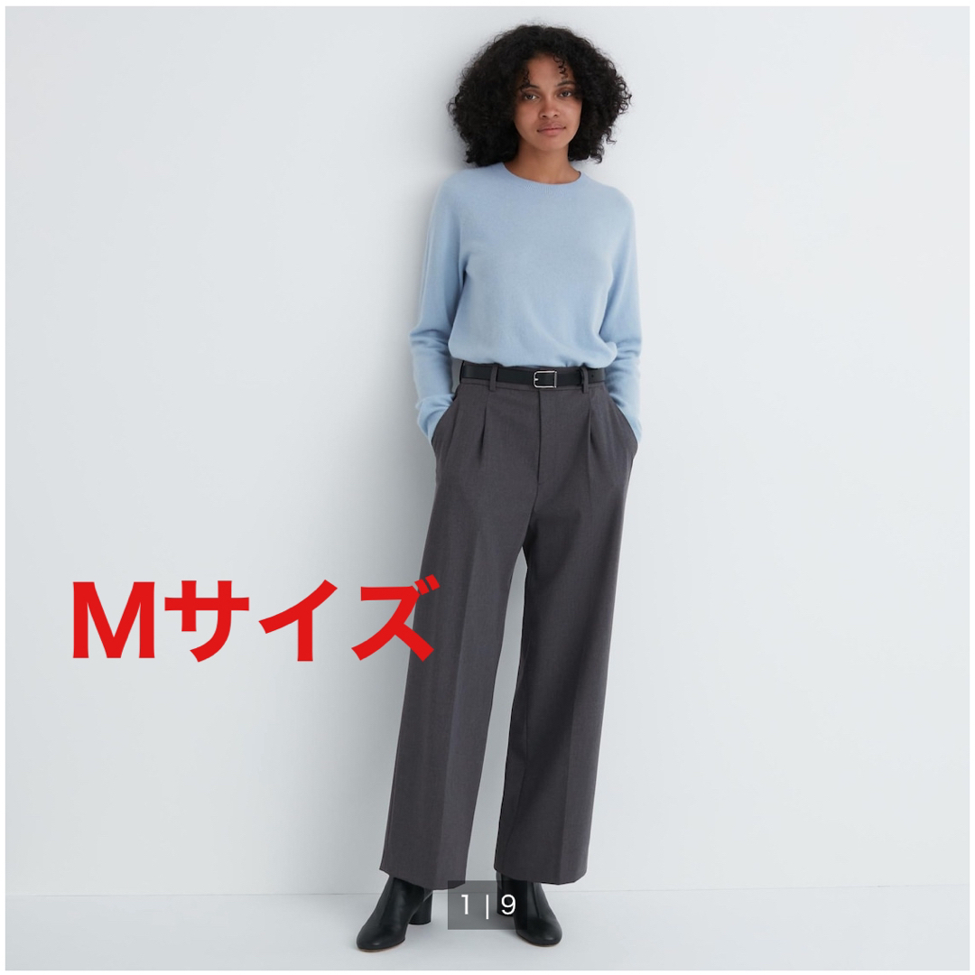 UNIQLO(ユニクロ)のUNIQLO タックワイドパンツ　06GRAY Mサイズ レディースのパンツ(カジュアルパンツ)の商品写真