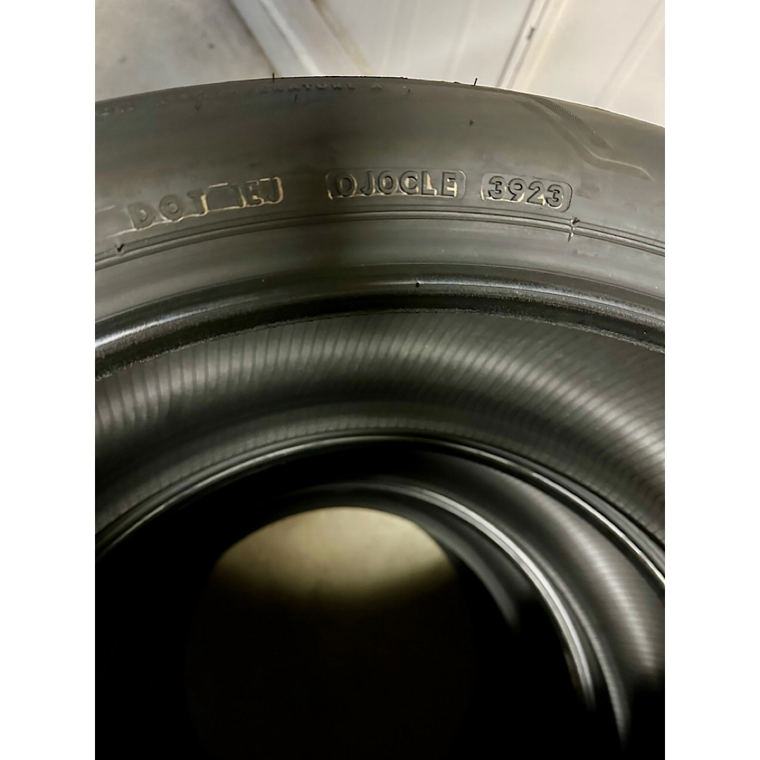 DUNLOP(ダンロップ)の新車外し　ダンロップ SP  235/50R21 101W レクサス　RX 自動車/バイクの自動車(タイヤ)の商品写真