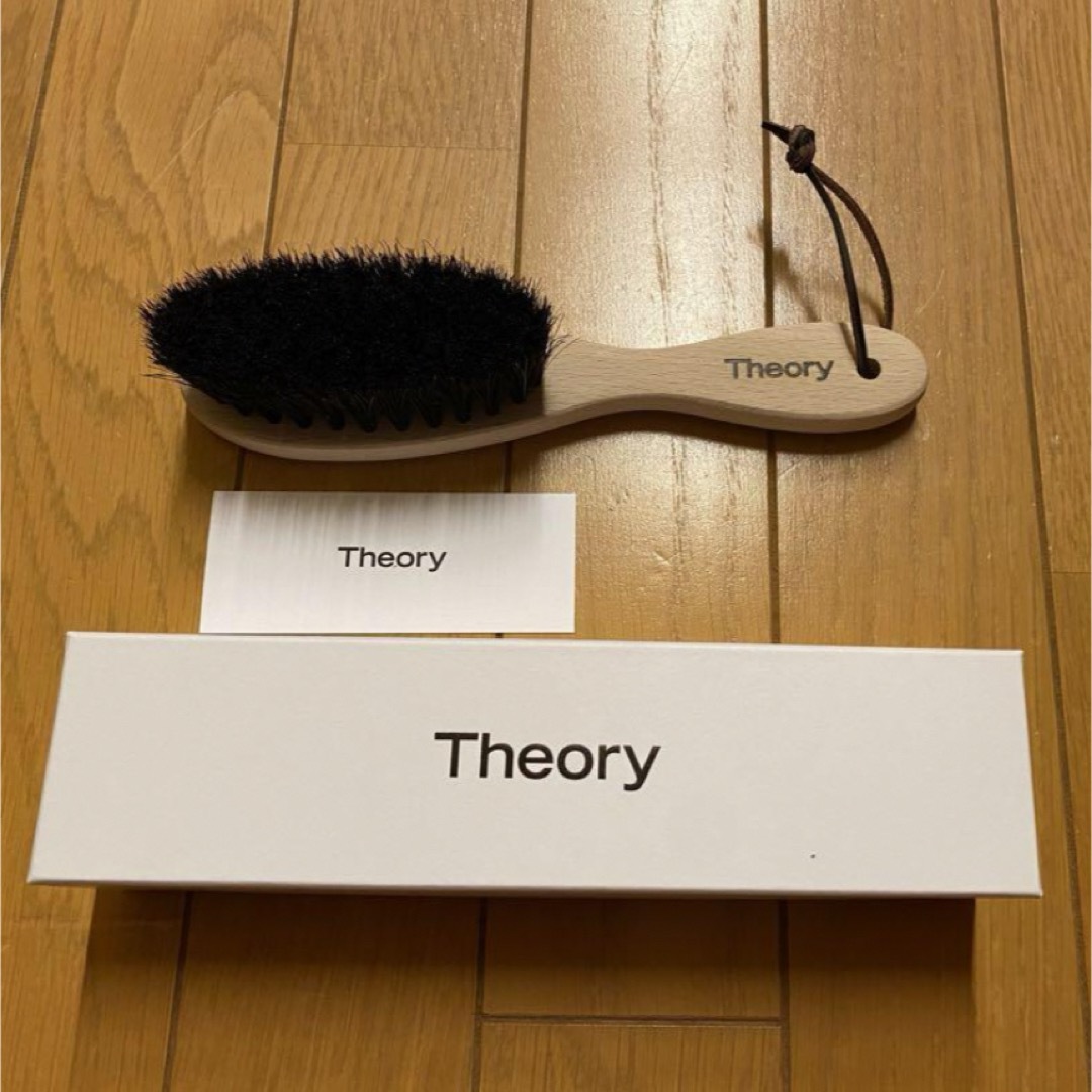 theory(セオリー)の新品未使用　Theory ノベルティ　ブラシ エンタメ/ホビーのコレクション(ノベルティグッズ)の商品写真