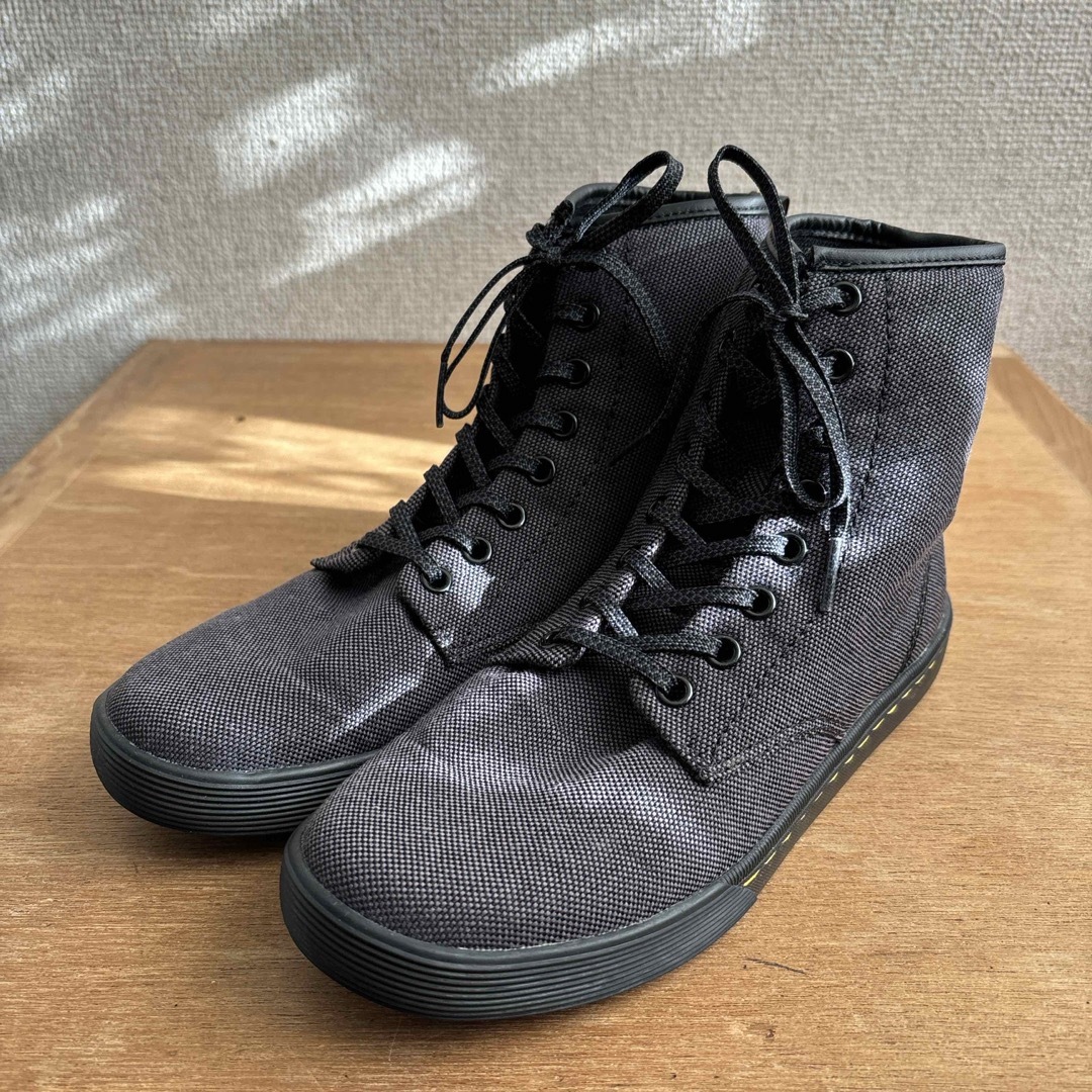 Dr.Martens(ドクターマーチン)のDr.Martens  ドクターマーチン　ハイカットスニーカー レディースの靴/シューズ(スニーカー)の商品写真