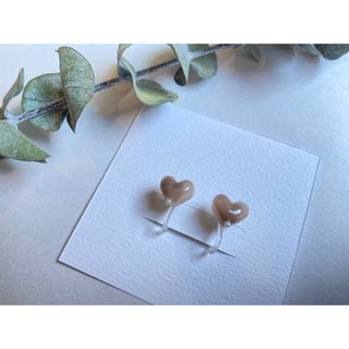 Heart♡kotsubu earring .beige&pearl(イヤリング)