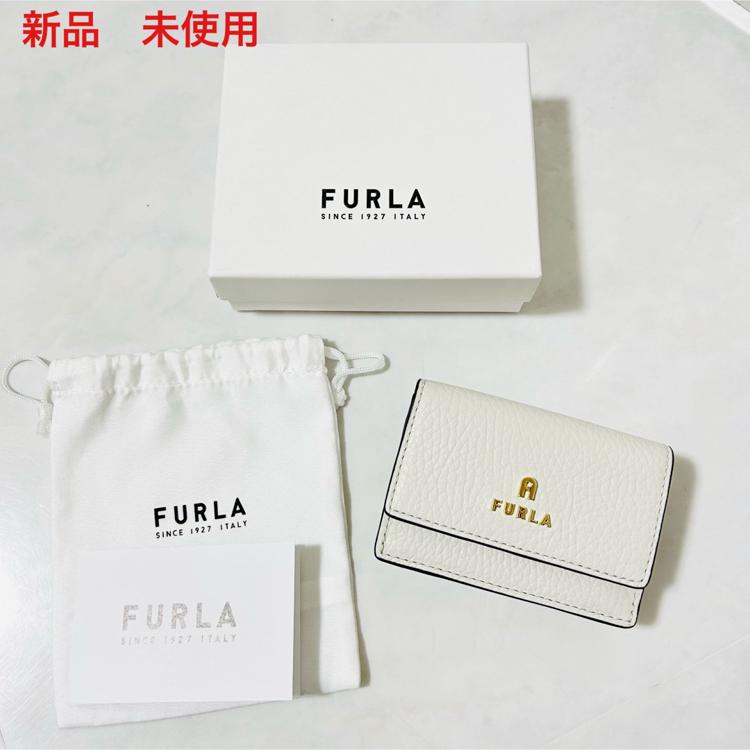 ホワイト素材新品　FURLA フルラ カメリア S コンパクトウォレット