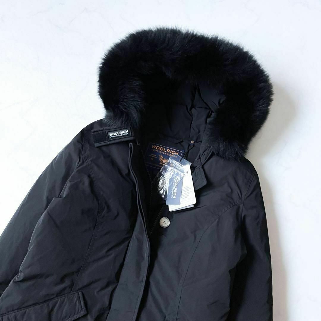 WOOLRICH(ウールリッチ)の新品タグ付き✨定価13万 ウールリッチ ダウンコート フォックスファー 黒 S レディースのジャケット/アウター(ダウンコート)の商品写真