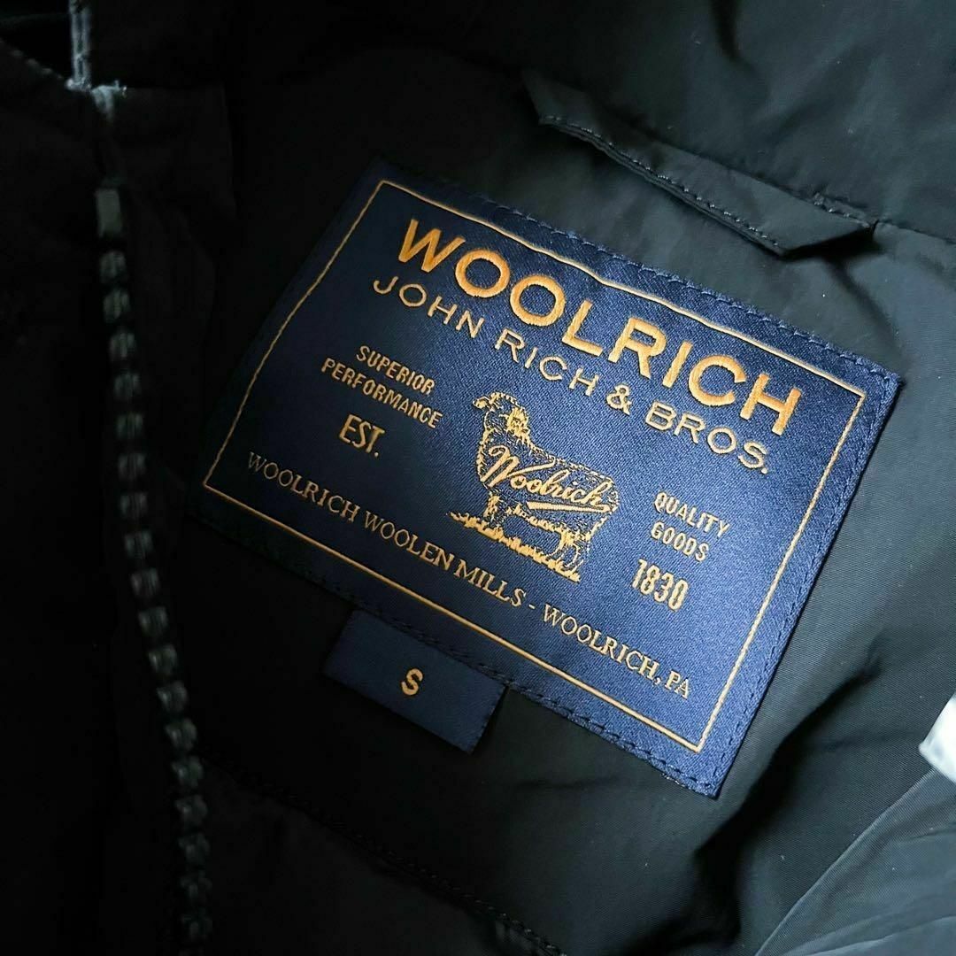 WOOLRICH(ウールリッチ)の新品タグ付き✨定価13万 ウールリッチ ダウンコート フォックスファー 黒 S レディースのジャケット/アウター(ダウンコート)の商品写真