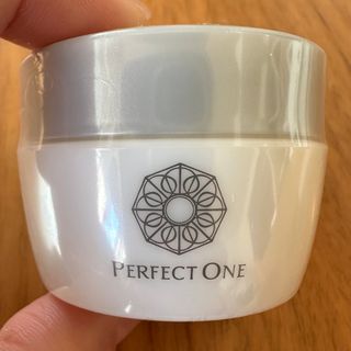 パーフェクトワン(PERFECT ONE)のパーフェクトワン　ホワイトニングジェル20g(オールインワン化粧品)