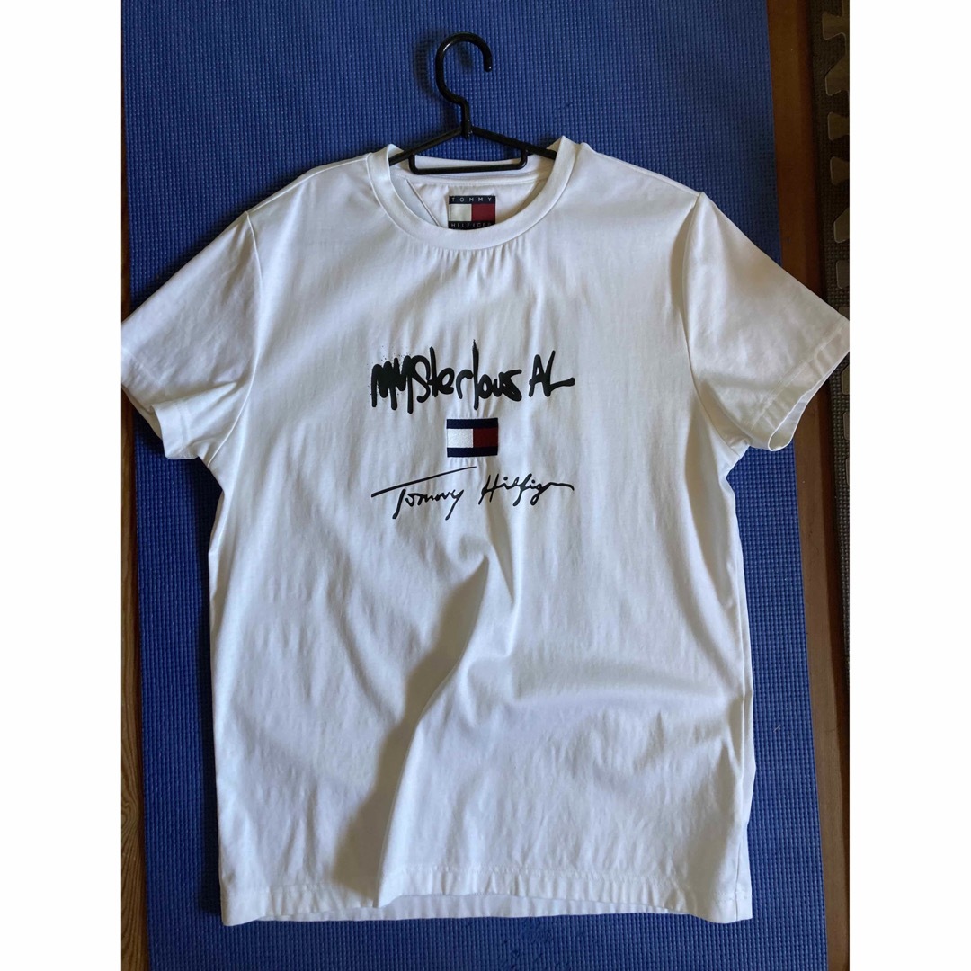 TOMMY HILFIGER(トミーヒルフィガー)のTOMMY HILFIGER Tシャツ キッズ/ベビー/マタニティのキッズ服男の子用(90cm~)(Tシャツ/カットソー)の商品写真