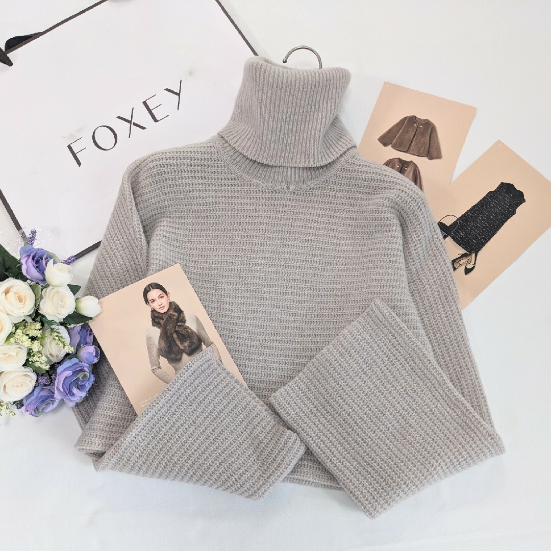 FOXEY(フォクシー)のFOXEY☆カシミヤBLENDニット38ベージュ系　 Rene レディースのトップス(ニット/セーター)の商品写真