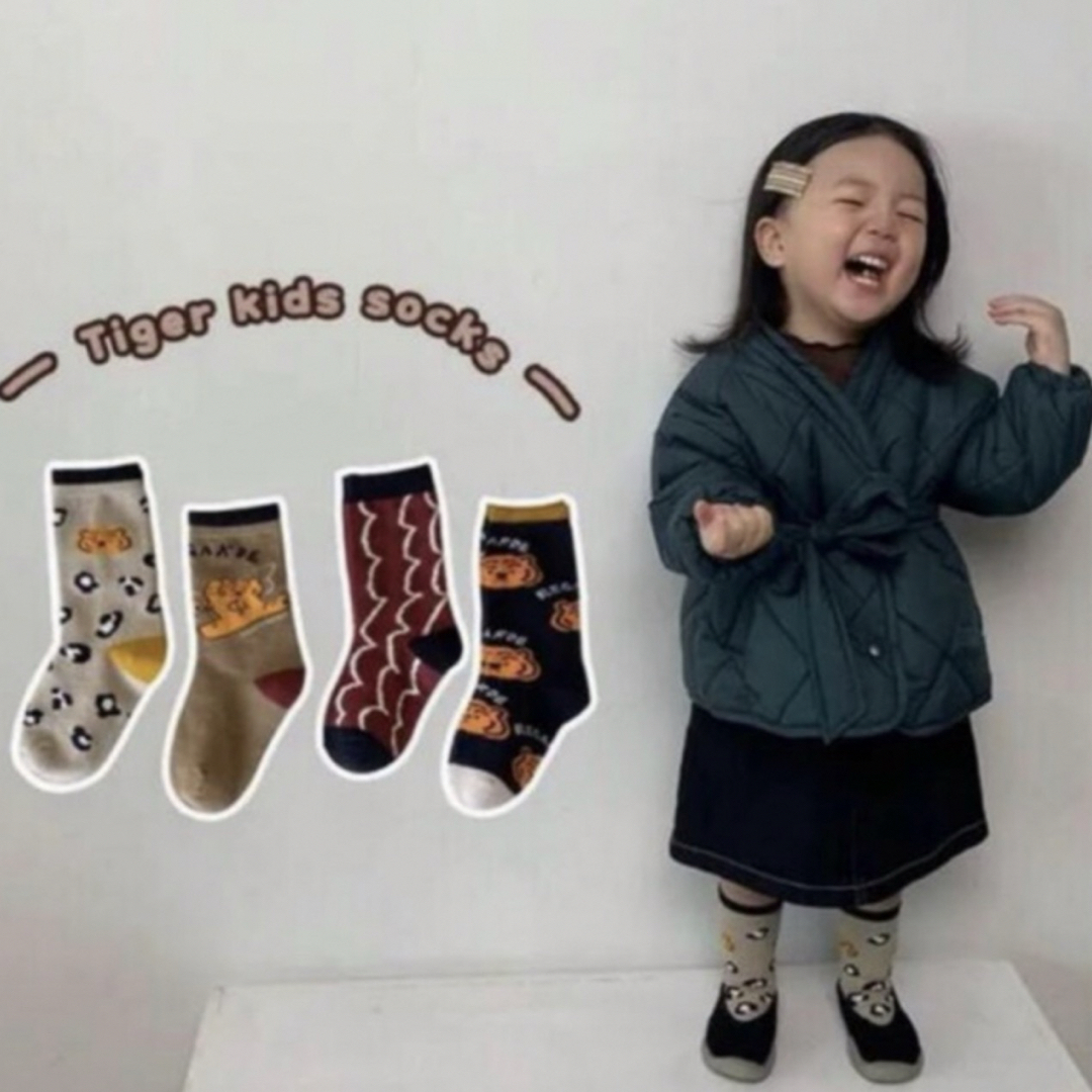 ENDO SOCKSトラ豹柄などのデザインの可愛い子供靴下3点セット キッズ/ベビー/マタニティのこども用ファッション小物(靴下/タイツ)の商品写真