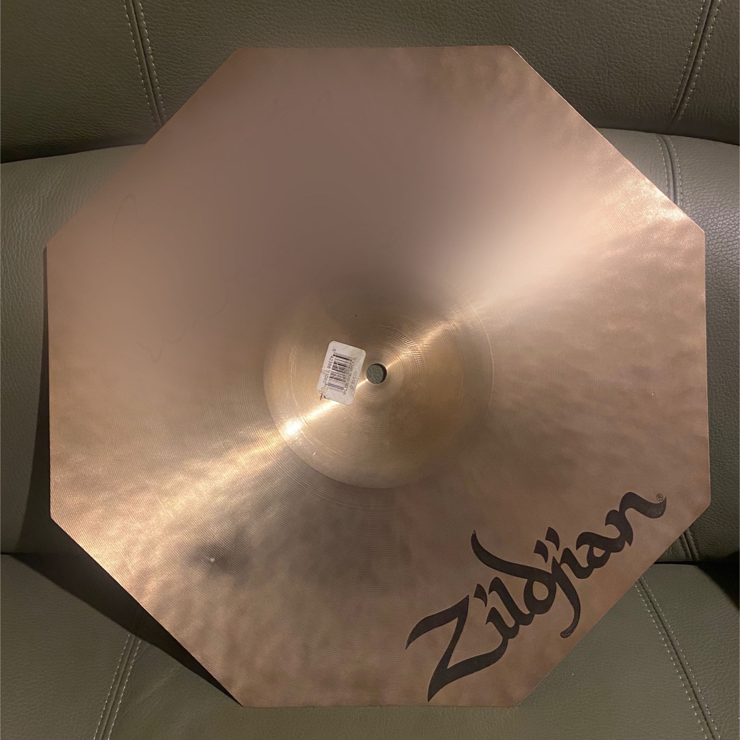 Zildjian K Dark Octagon Crash 17" mod 楽器のドラム(シンバル)の商品写真