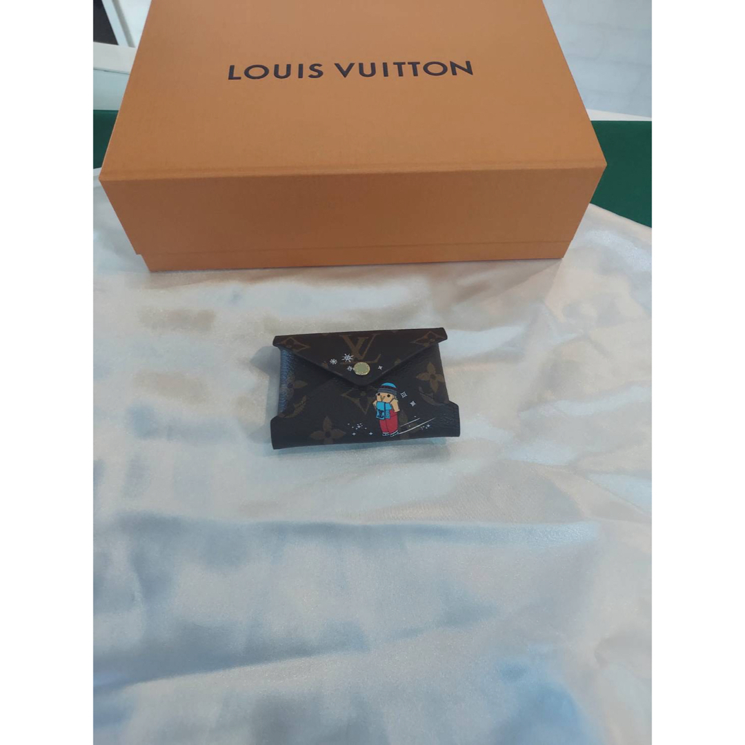 LOUIS VUITTON(ルイヴィトン)のルイヴィトン　クリスマス限定　キリガミ　スモール レディースのファッション小物(ポーチ)の商品写真