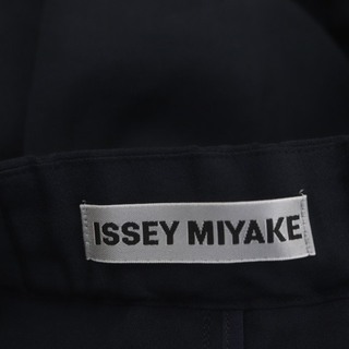 ISSEY MIYAKE - イッセイミヤケ 22SS タックワイドパンツ イージー 3 ...