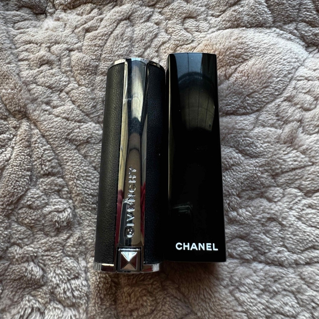 CHANEL(シャネル)のシャネル ルージュアリュール 182 ヴィブランテ ルージュ・ジバンシイ 212 コスメ/美容のベースメイク/化粧品(口紅)の商品写真
