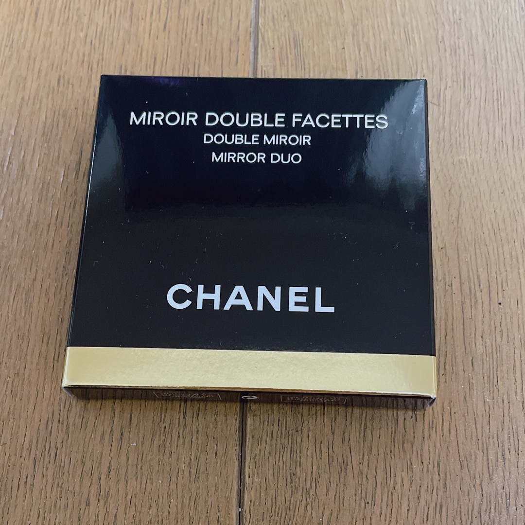 CHANEL(シャネル)の未使用未開封　CHANEL ミロワール レディースのファッション小物(ミラー)の商品写真