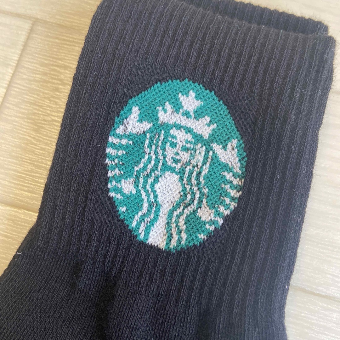 Starbucks(スターバックス)の韓国靴下☆レディースソックス☆スターバックス☆黒白グレー☆三色セット レディースのレッグウェア(ソックス)の商品写真