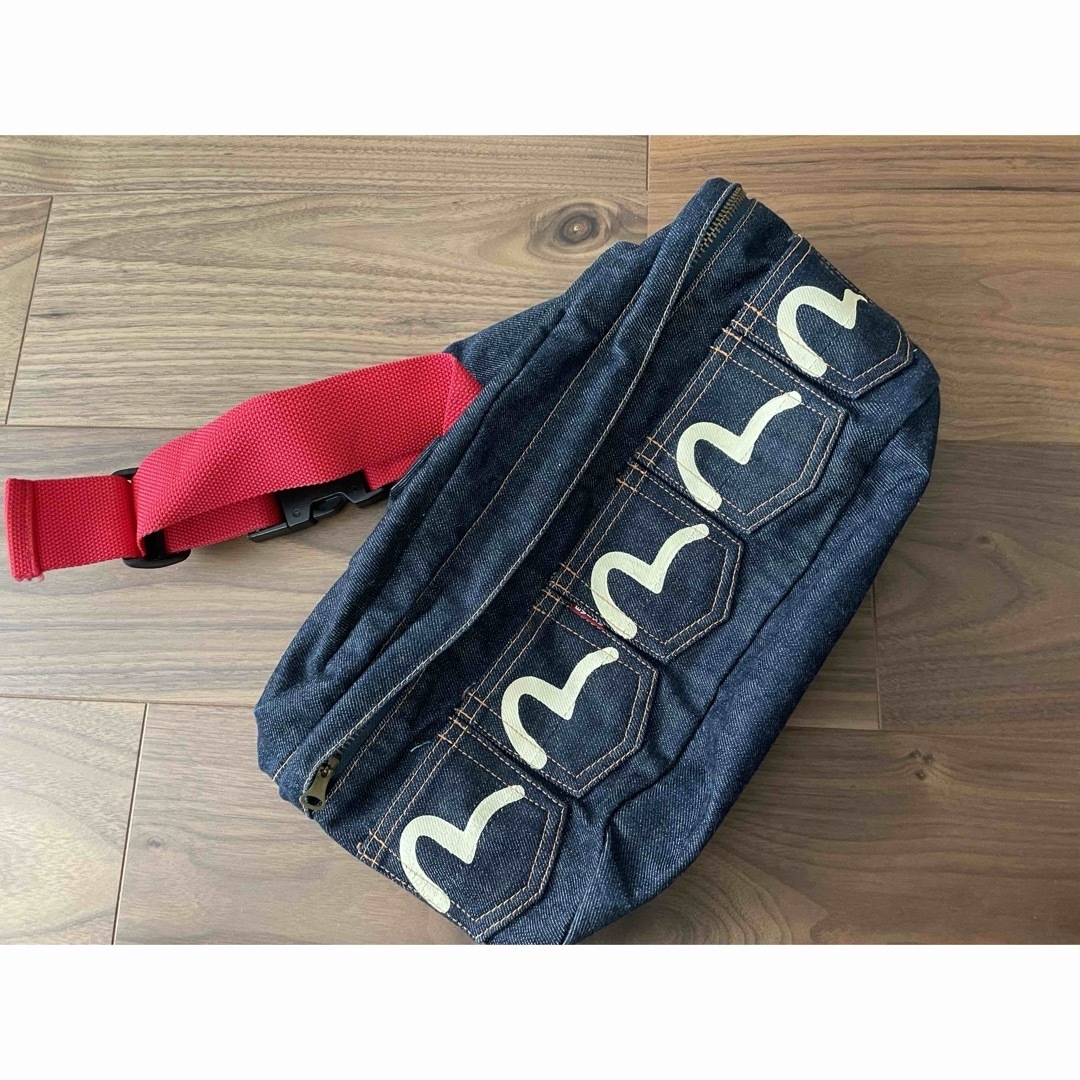 EVISU(エビス)のEVISU バッグ メンズのバッグ(ショルダーバッグ)の商品写真