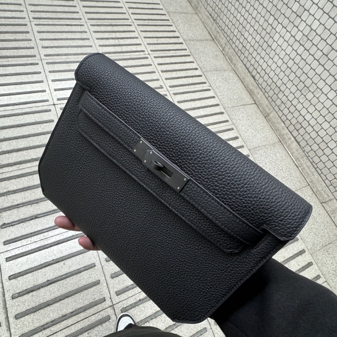 HERMES - エルメス ケリーデペッシュ25 ソーブラック 希少カラー HERMES - エルメス ケリーデペッシュ25 ソーブラック 希少カラー