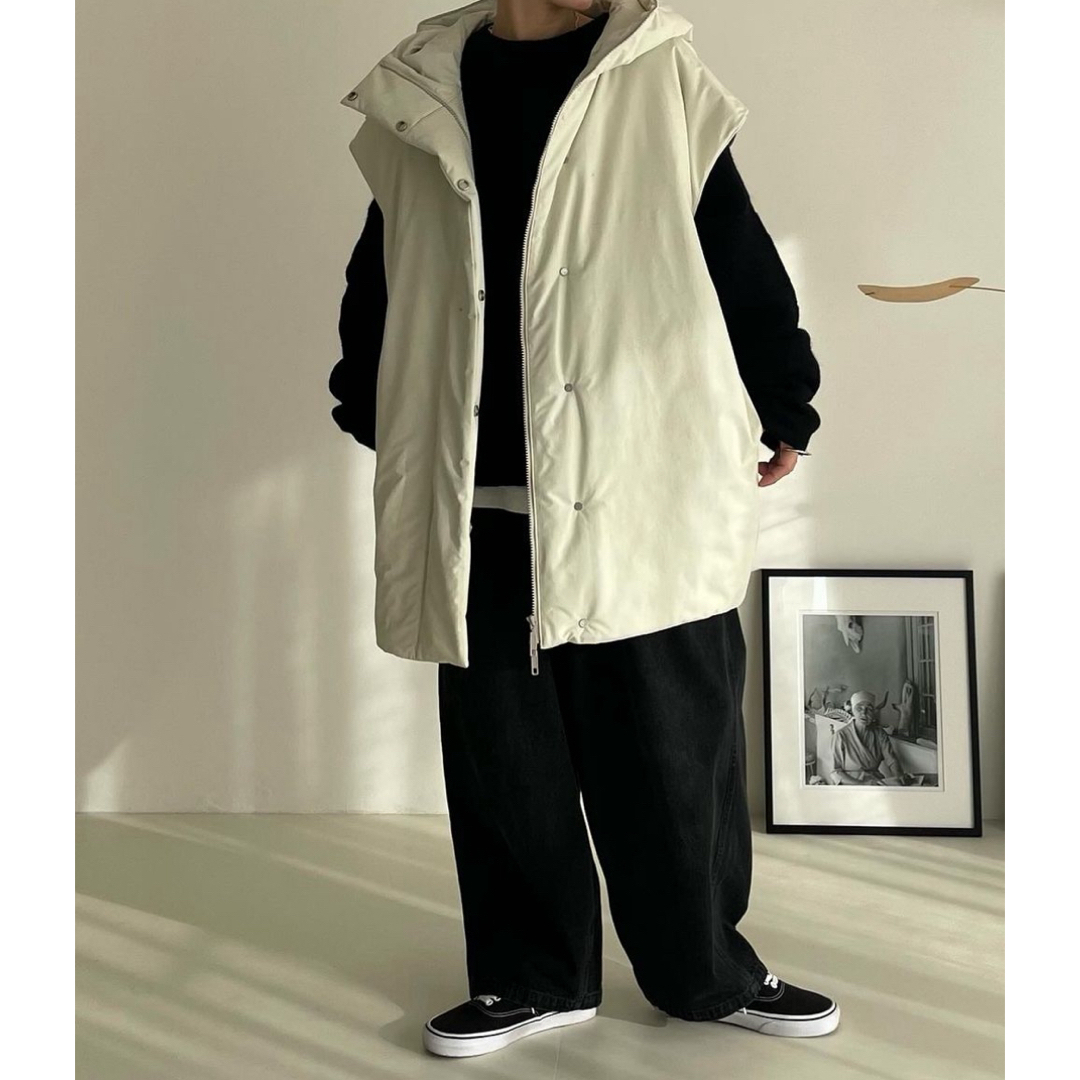 ARGUE(アギュー)のARGUE argue アギュー　COCOON COAT VEST ダウンベスト レディースのジャケット/アウター(ダウンベスト)の商品写真