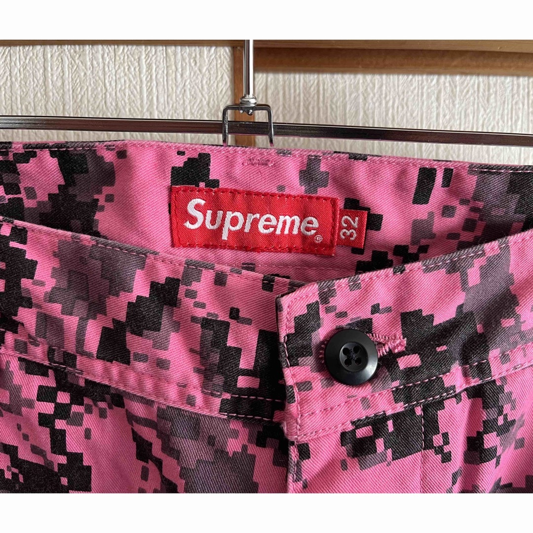 Supreme(シュプリーム)のW32)Supreme Cargo Pant シュプリームカーゴパンツ メンズのパンツ(ワークパンツ/カーゴパンツ)の商品写真