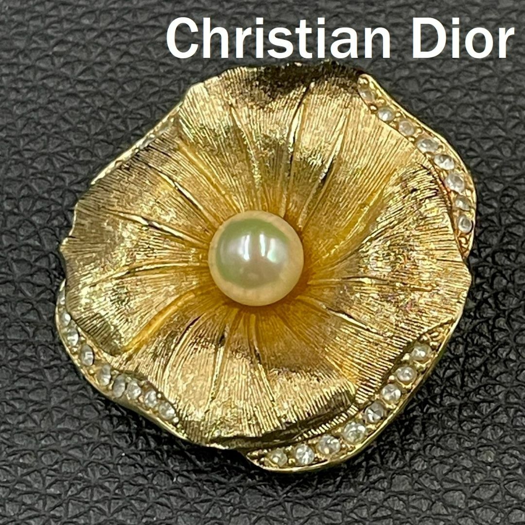 Christian Dior  フラワー　ラインストーン ブローチ ゴールドアクセサリーすべて