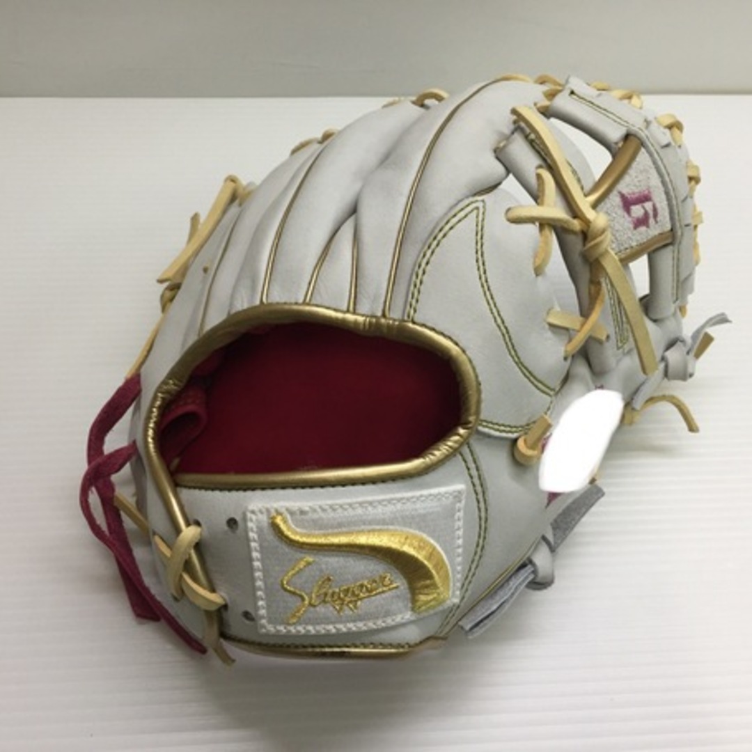 久保田スラッガー(クボタスラッガー)の中古品 久保田スラッガー 軟式 内野手用オーダーグローブ KSN-MS23 刺繍入り 8568 スポーツ/アウトドアの野球(グローブ)の商品写真