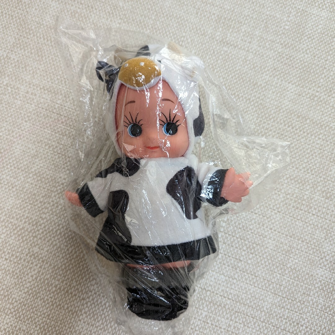 キユーピー(キユーピー)の干支キューピー人形　牛 エンタメ/ホビーのおもちゃ/ぬいぐるみ(キャラクターグッズ)の商品写真