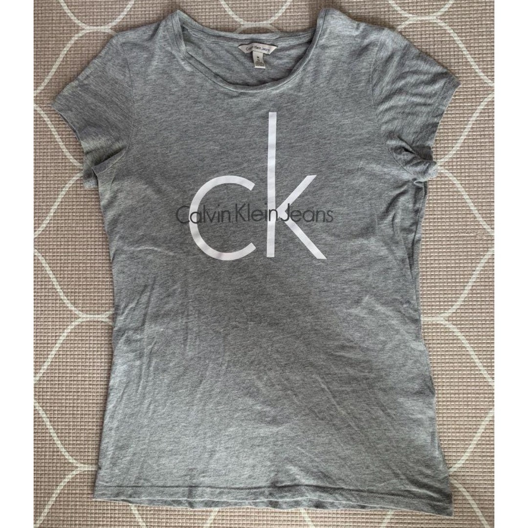 Calvin Klein(カルバンクライン)のカルバンクライン　Tシャツ　CALVIN KLEIN レディースのトップス(Tシャツ(半袖/袖なし))の商品写真