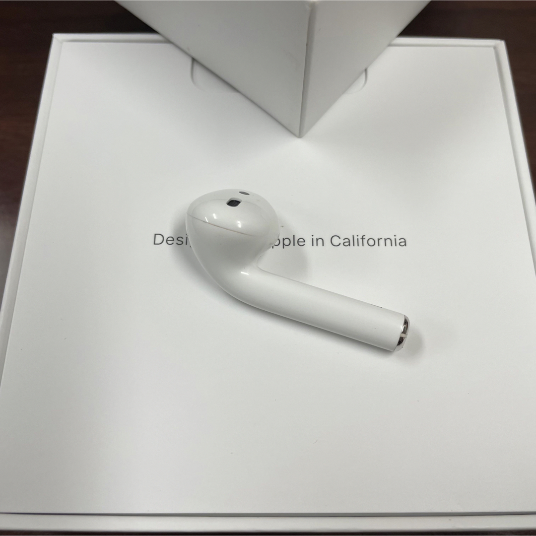Apple AirPods 第2世代 まきつける 左耳のみ A2031 正規品 Apple AirPods 第2世代 まきつける 左耳のみ A2031 正規品