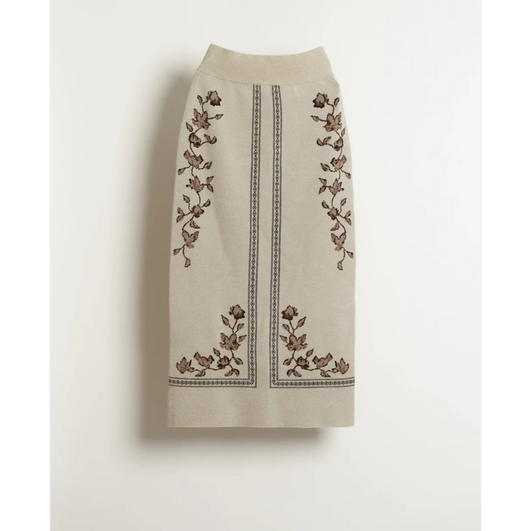 CAPRICIEUXLEscarf motif knit skirt