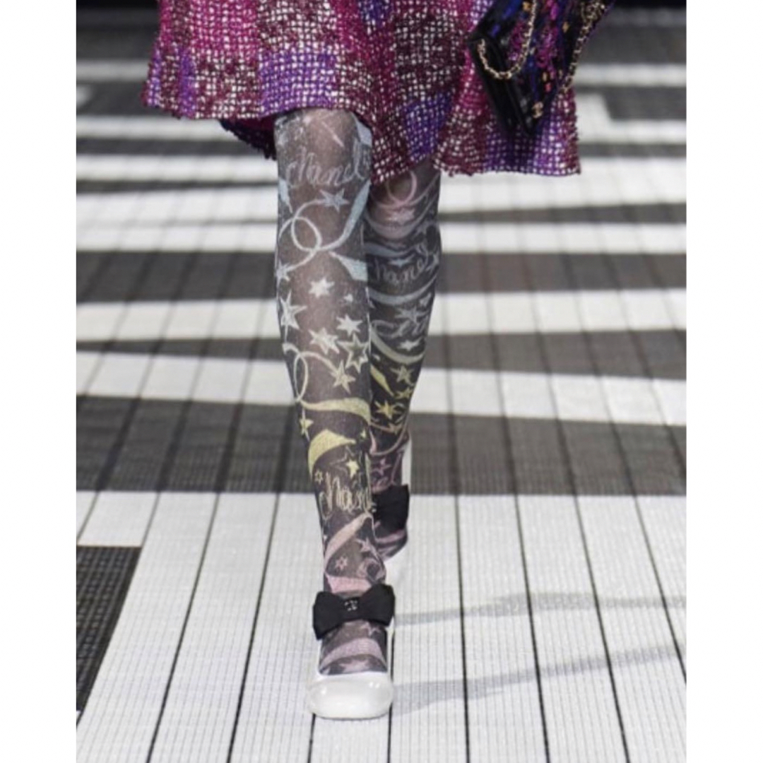 CHANEL - CHANEL シャネル クルーズ タイツ ココマーク 星 CHANEL - CHANEL シャネル クルーズ タイツ ココマーク 星