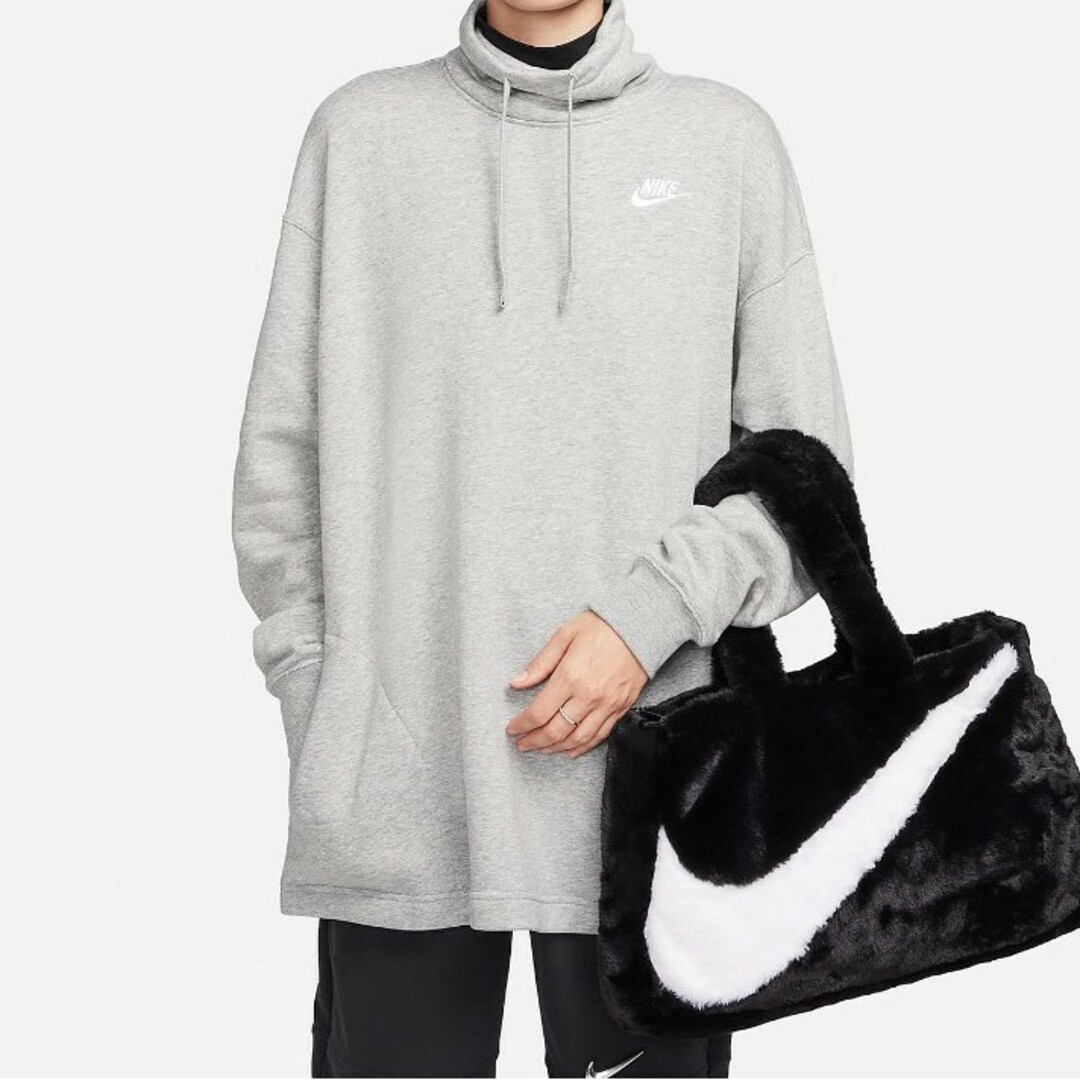 NIKE(ナイキ)の新品♡超大人気♡NIKEエコファートートショルダーバッグ♡BIGロゴ♡スウッシュ レディースのバッグ(トートバッグ)の商品写真