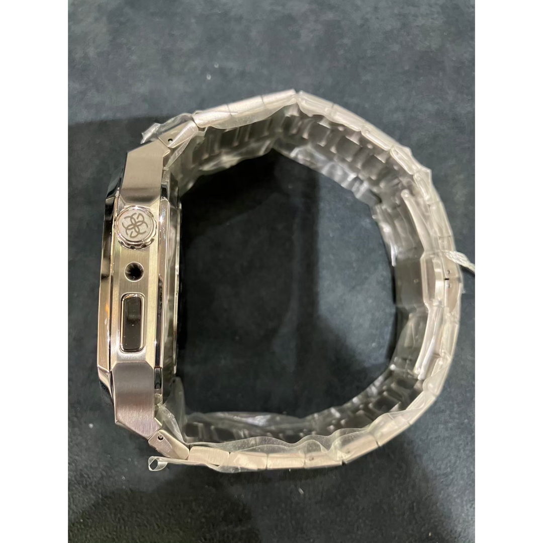 【新品未使用】【shin様専用】ゴールデンコンセプト　アップルウォッチケース メンズの時計(腕時計(デジタル))の商品写真