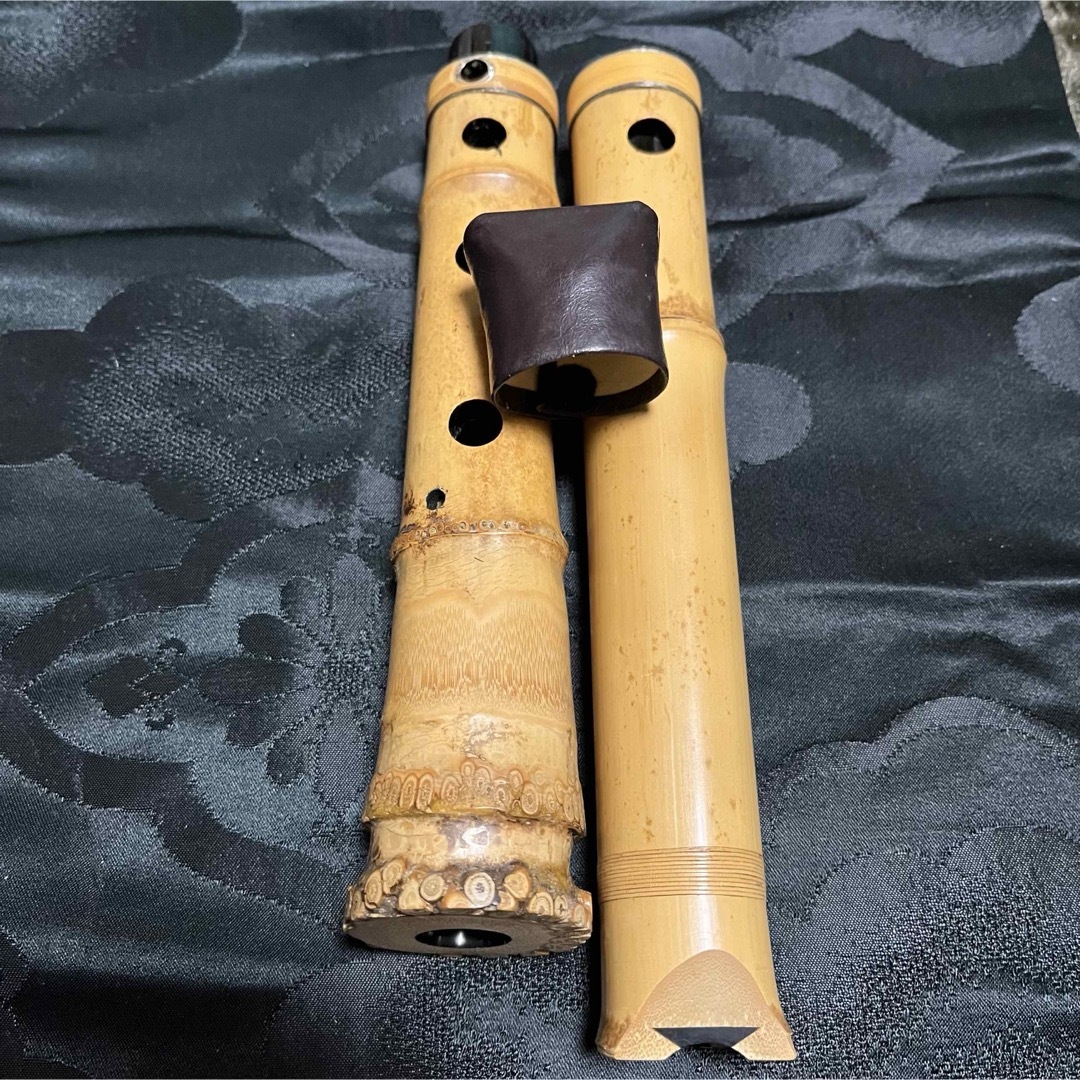 尺八 琴古流 7孔 在銘 中継籐巻銀三線 一尺四寸管 【音出し確認 尺八 琴古流 7孔 在銘 中継籐巻銀三線 一尺四寸管 【音出し確認