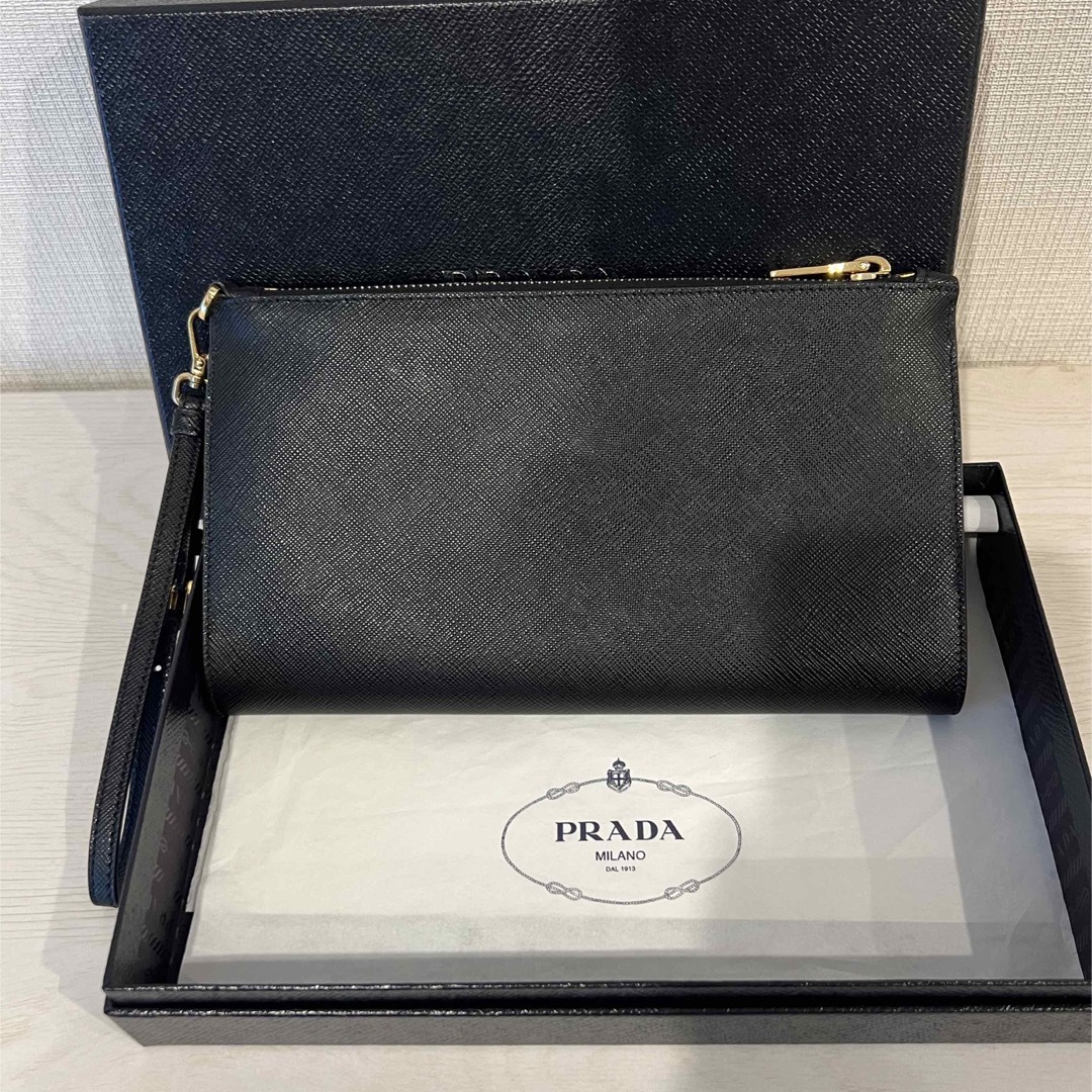 PRADA(プラダ)のPRADA プラダ　リボンクラッチバッグ レディースのバッグ(クラッチバッグ)の商品写真