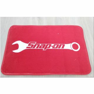 ★スナップオン（Snap-on）★フロアマット/40×60ｃｍ/滑り止め付★(その他)