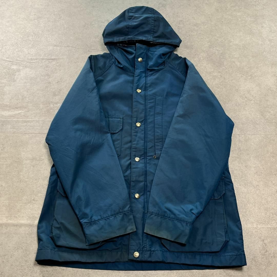 WOOLRICH(ウールリッチ)の90s　USA製　ウールリッチ　マウンテンパーカー　古着　ネイビー　レディースL レディースのジャケット/アウター(その他)の商品写真