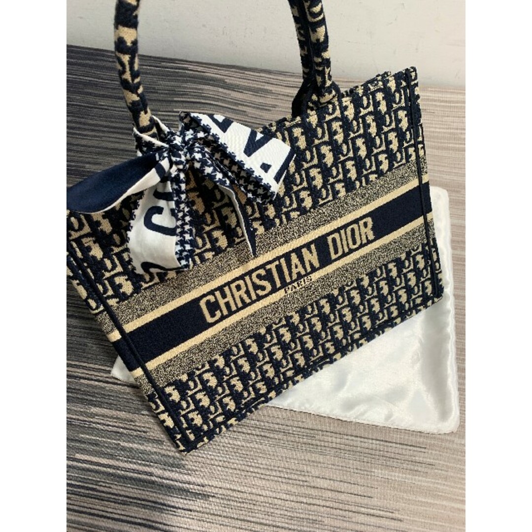 Christian Dior - ꕤお洒落̳ꕤ新品🍀ディオール✤トートバッグ