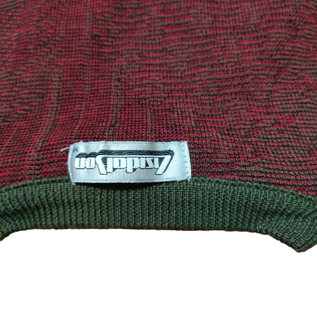 ニットセーター普通の厚さVネックトップスチェック肩パットなで肩対策緑グリーン赤 レディースのトップス(ニット/セーター)の商品写真