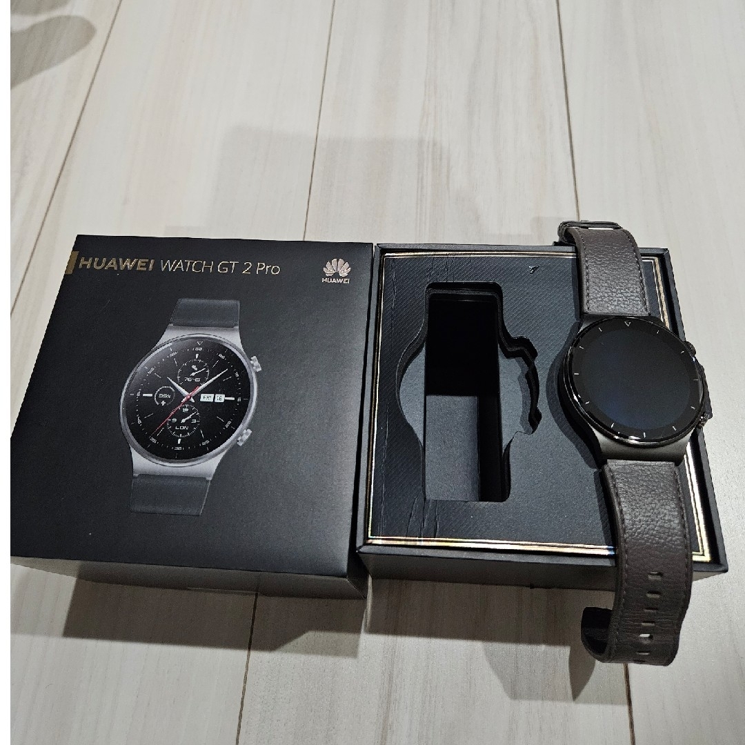 HUAWEI(ファーウェイ)のHUAWEI WATCH GT2 PRO メンズの時計(腕時計(デジタル))の商品写真