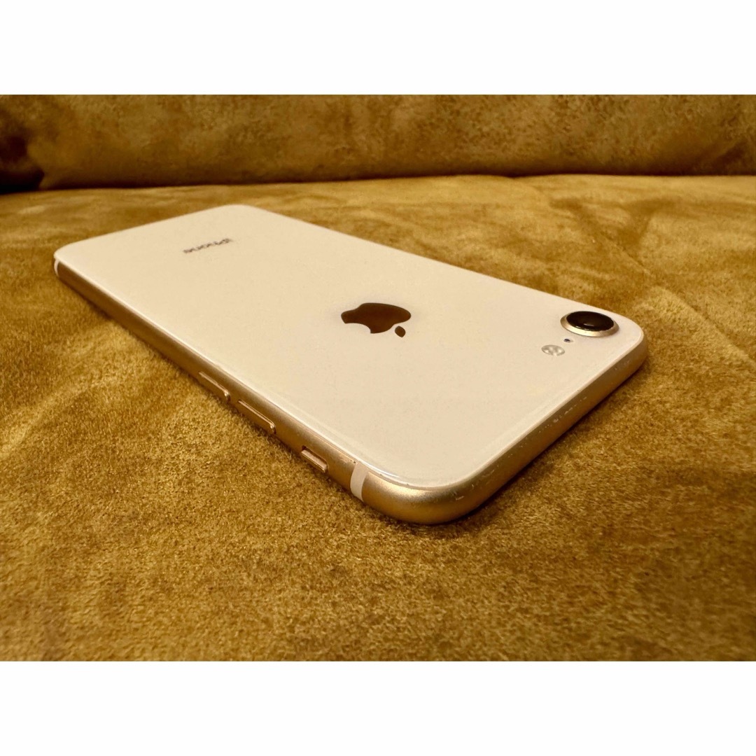 iPhone - docomo購入 iPhone8 64GB ゴールド 美品 女性ワン