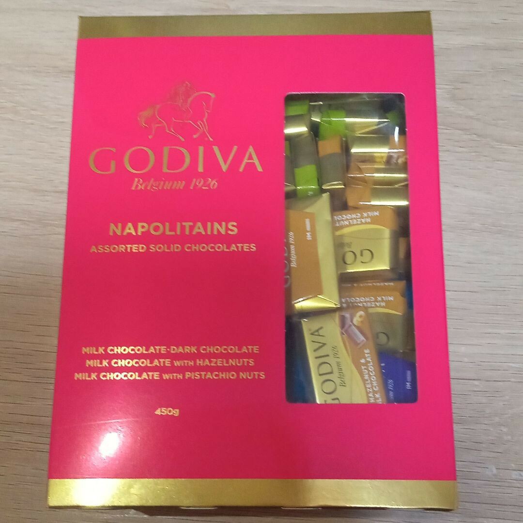 コストコ　GODIVAナポリタン4種8個 食品/飲料/酒の食品(菓子/デザート)の商品写真