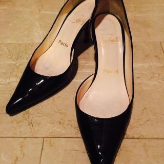 クリスチャンルブタン(Christian Louboutin)の値下げ☆クリスチャンルブタンパンプス♡35ハーフ♡ローヒール(ハイヒール/パンプス)