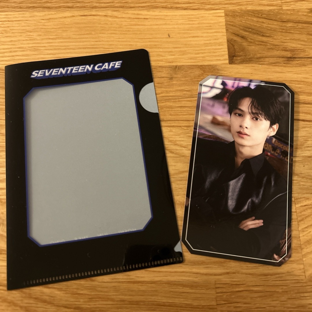 SEVENTEEN(セブンティーン)のSEVENTEEN CAFE 2023 JUN 入場特典 エンタメ/ホビーのタレントグッズ(アイドルグッズ)の商品写真