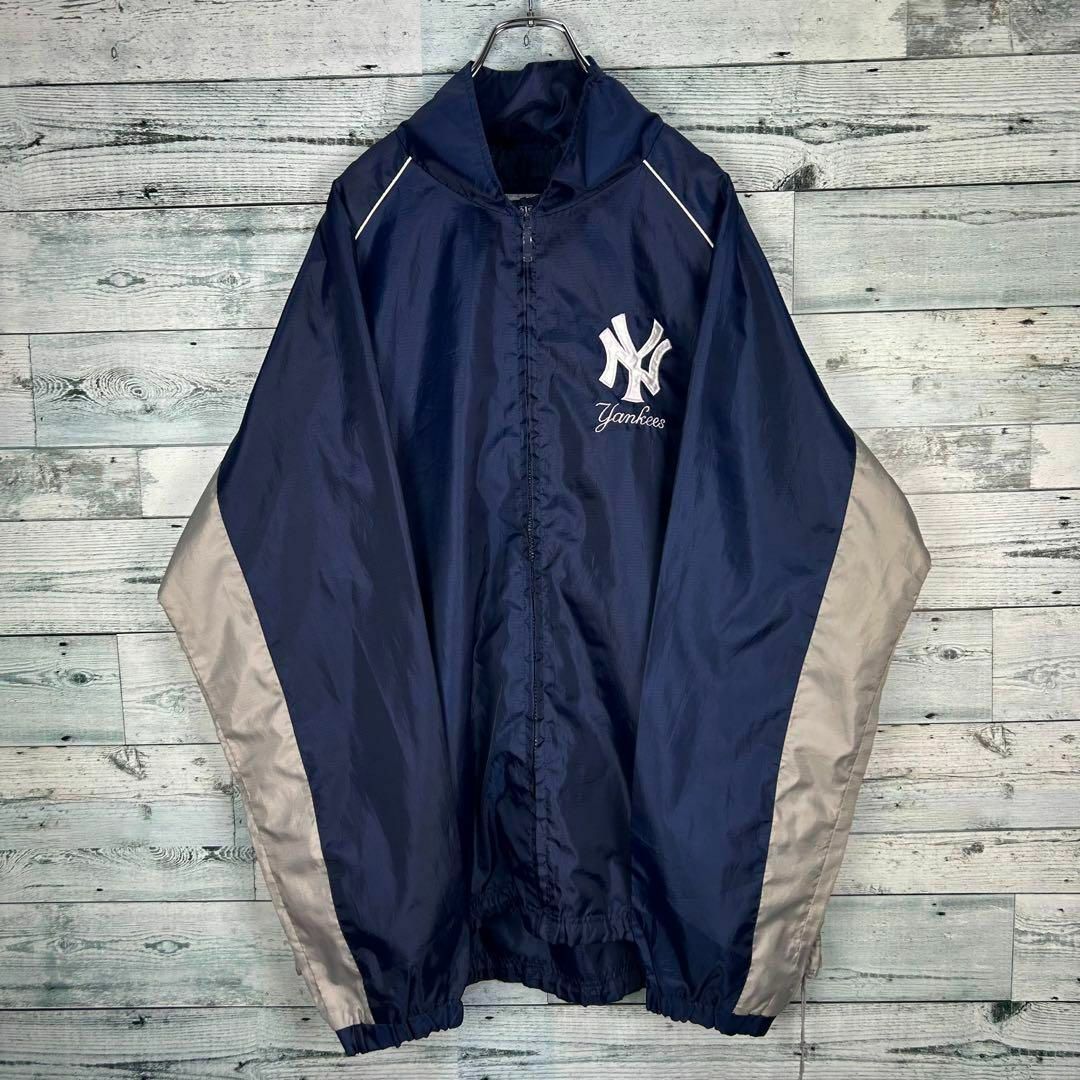MLB(メジャーリーグベースボール)のMLA 刺繍チームロゴ ヤンキース ナイロンジャケット ネイビー XL メンズのジャケット/アウター(ナイロンジャケット)の商品写真