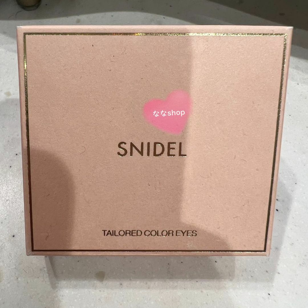 SNIDEL(スナイデル)のSNIDEL テイラード カラー アイズ EX04 LUMINE 新宿数量限定 コスメ/美容のベースメイク/化粧品(アイシャドウ)の商品写真