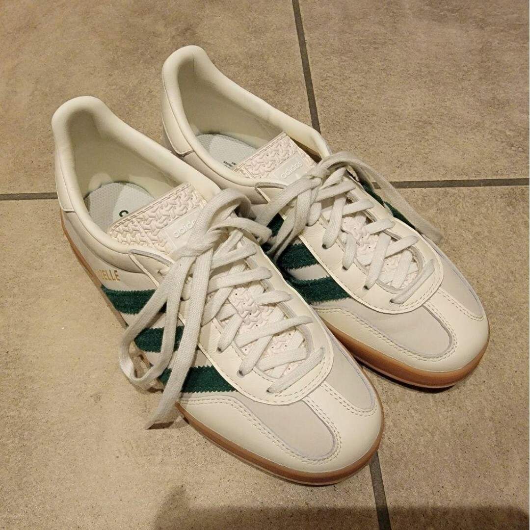 adidas GAZELLE 22.5cm