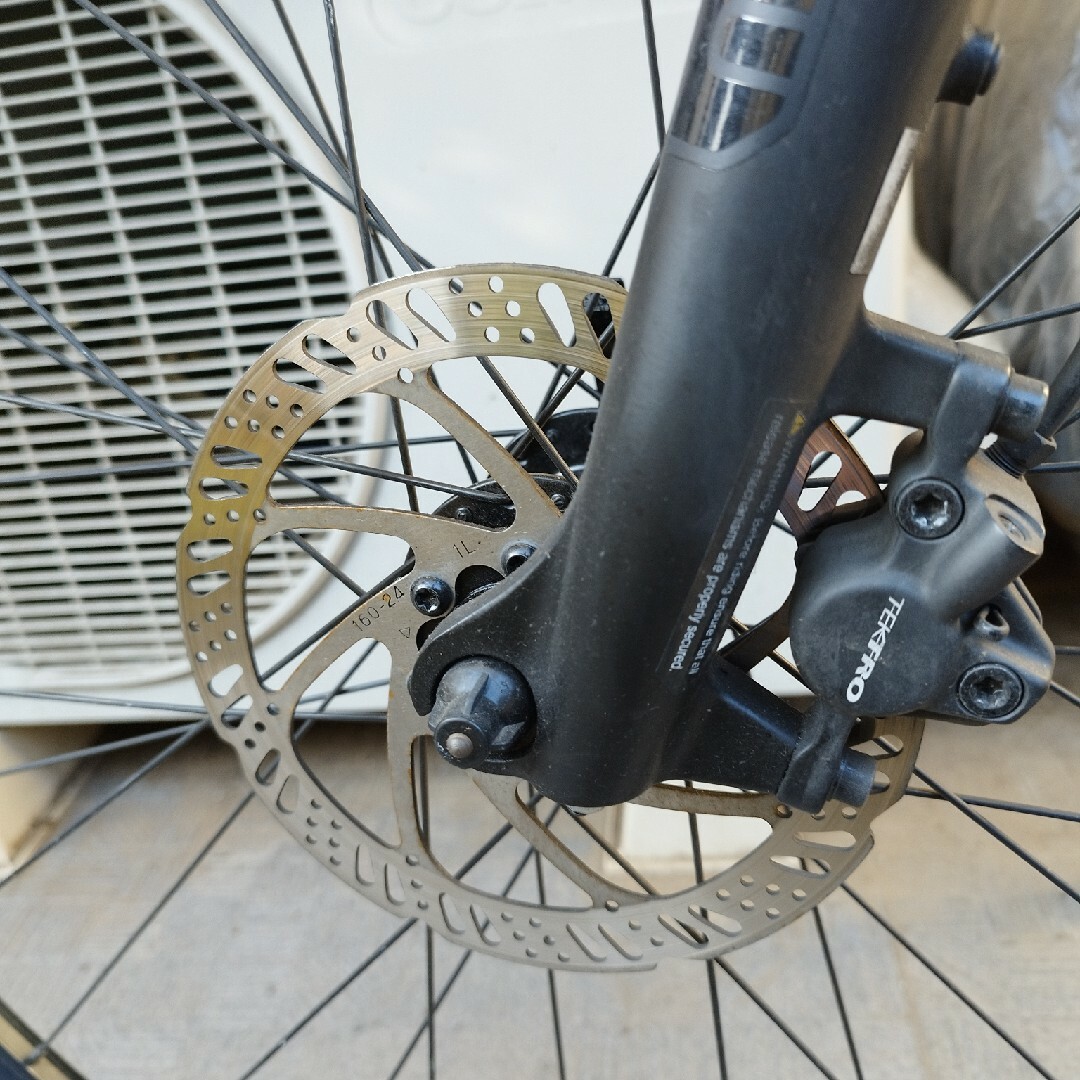 TREK(トレック)のTREK Dual Sport 2 スポーツ/アウトドアの自転車(自転車本体)の商品写真