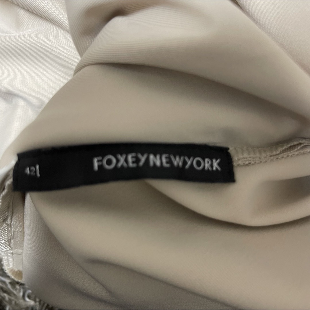 FOXEY NEW YORK(フォクシーニューヨーク)の✨美品✨フォクシーニューヨーク ワンピース 半袖 ストレッチ素材  サイズL レディースのワンピース(ひざ丈ワンピース)の商品写真