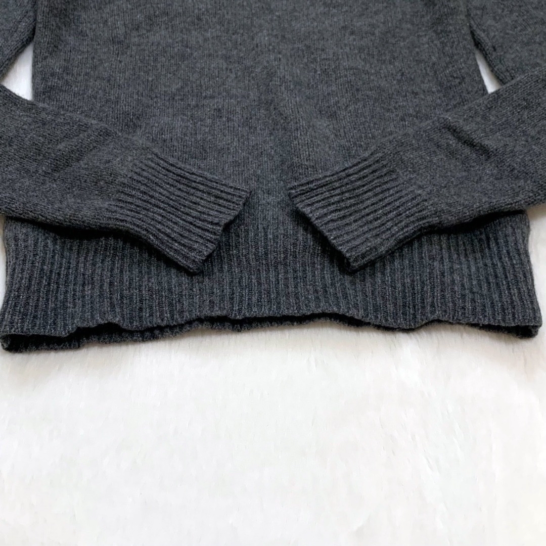 Ralph Lauren(ラルフローレン)のラルフローレン カシミヤ混 羊毛 ニット Vネック グレー 小さいサイズ レディースのトップス(ニット/セーター)の商品写真