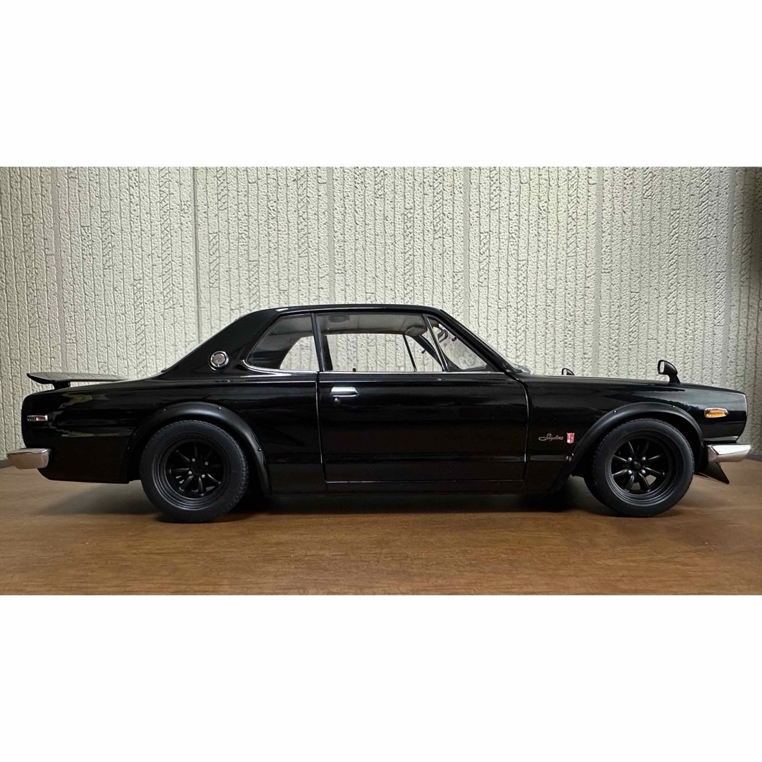 箱無・本体のみ オートアート 1/18スカイライン GT-R KPGC10 箱無・本体のみ オートアート 1/18スカイライン GT-R KPGC10